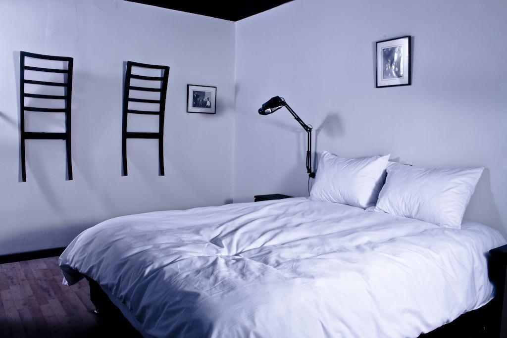 12:12 Hostels Bogotá Rum bild