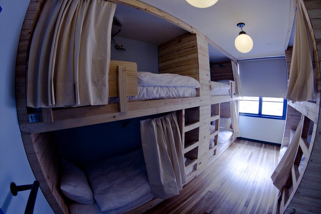 12:12 Hostels Bogotá Exteriör bild